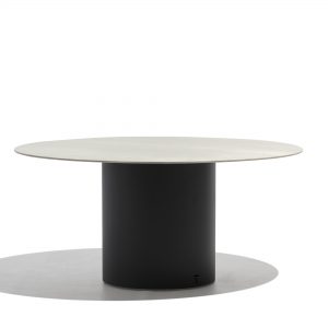 Branta dining table